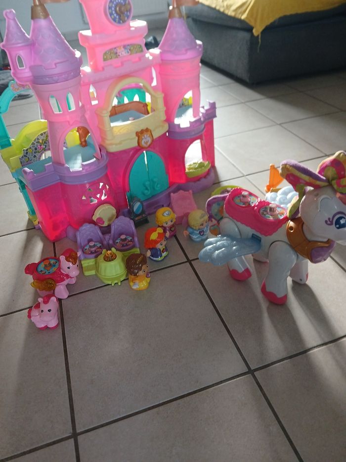 Chateau princesse tut tut - photo numéro 9