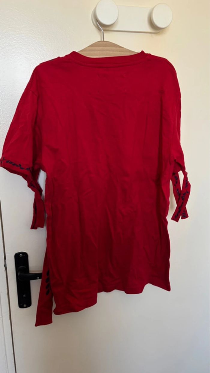 T shirt rouge Petit Bateau x Christoph Rumpf taille L en très bon état - photo numéro 3
