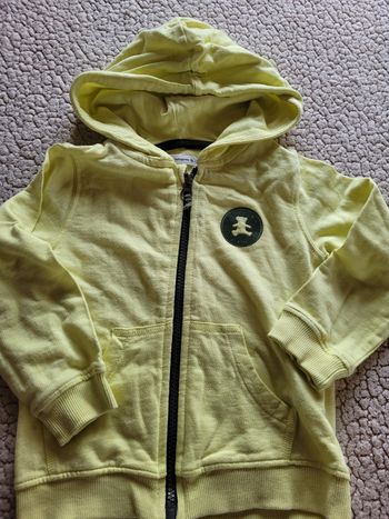 Veste à capuche 24 mois