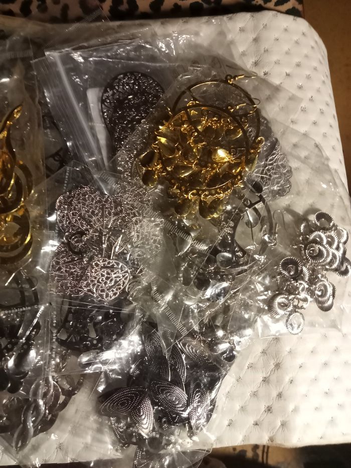 Lot revendeur , de boucles d oreilles - photo numéro 3