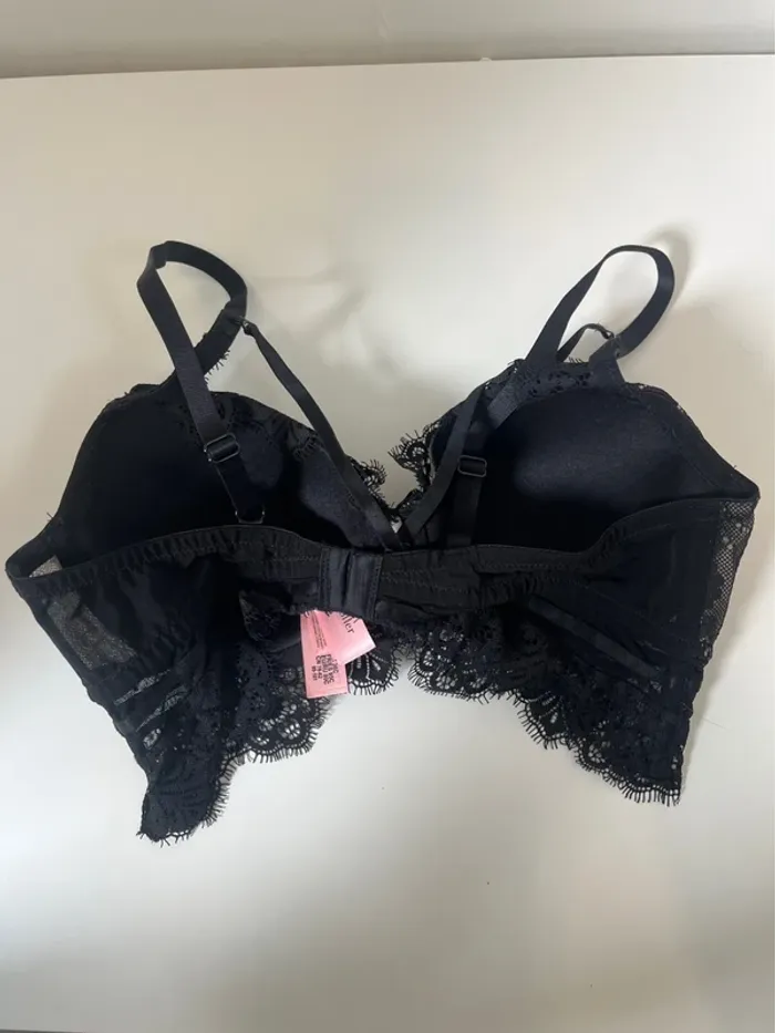 Soutien-gorge dentelle noire Hunkemöller Taille 95C - photo numéro 2