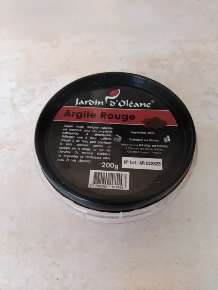 L’argile rouge : vitalité et bien-être pour le corps et les cheveux. Pot de 200g. - photo numéro 2