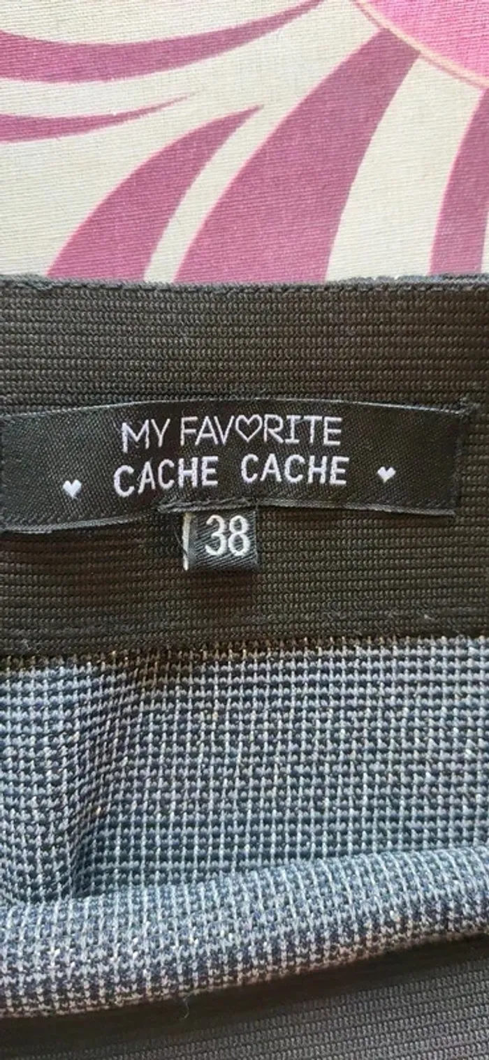 Jupe courte - photo numéro 2