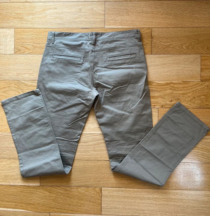 👖 Pantalon chino Zara gris kaki – Taille 42 – Porté une seule fois - photo numéro 3