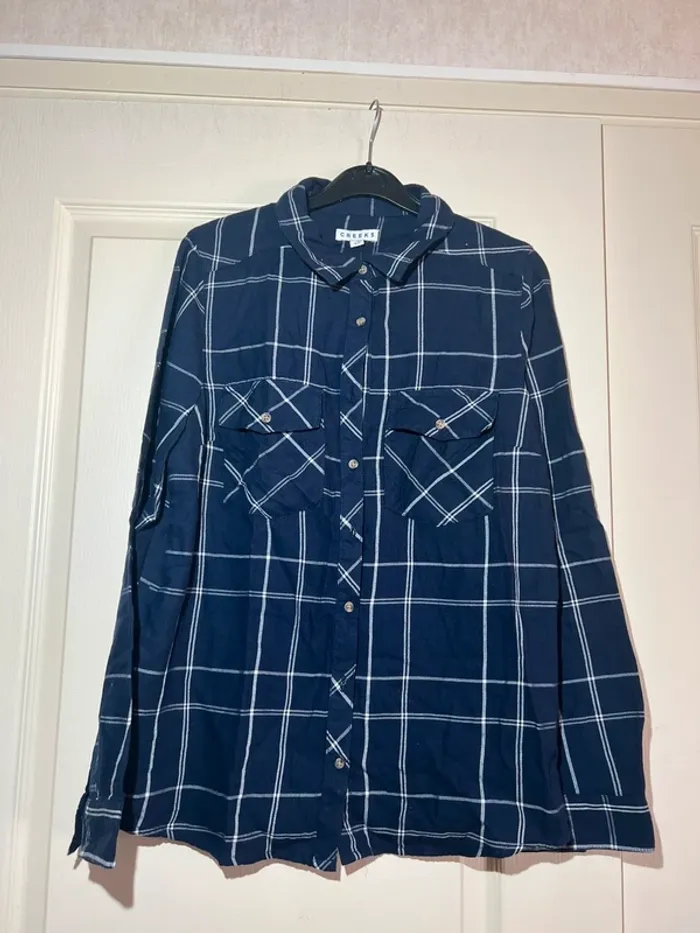 Chemise Creeks