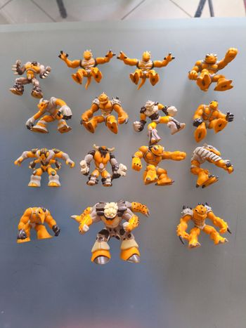 Gormiti 2007 - Lot Peuple de la Terre & Volcan