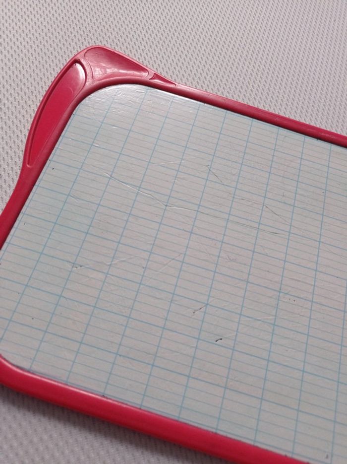 Ardoise blanche et feutre - photo numéro 2