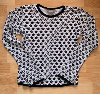 Joli haut noir et blanc 13 ans