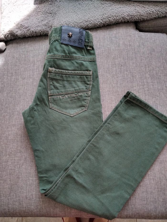 Tee-shirt, pantalon, pull - photo numéro 7