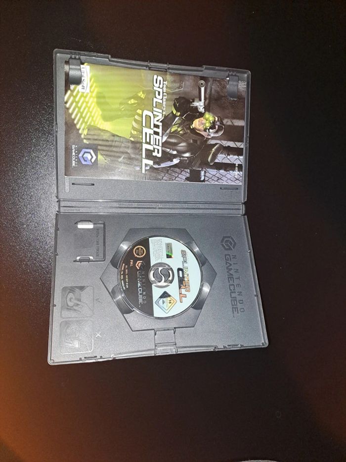 Jeux Gamecube /Tom Claney's Splinter Cell - photo numéro 2