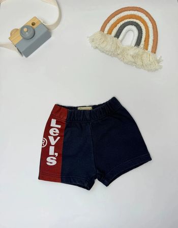 Short Levi's bébé garçon marine et rouge taille 6 mois très bon état