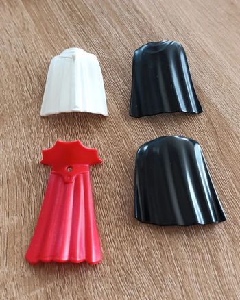 Playmobil lot capes accessoires personnage