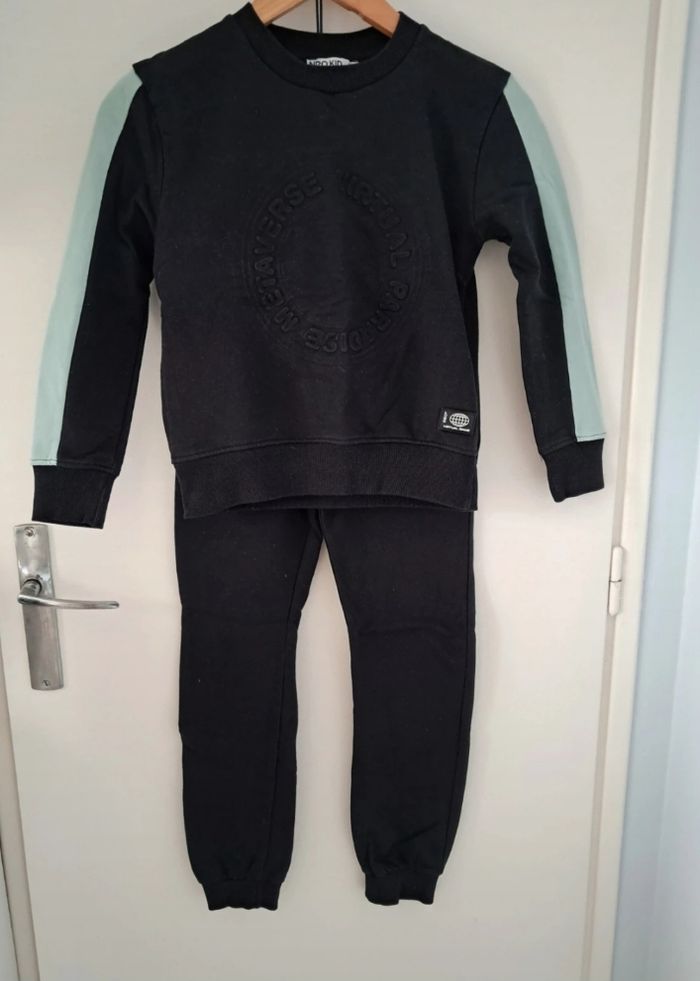 Ensemble jogging 10 ans