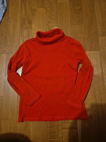 Tee-shirt col roulé rouge taille 3/4 ans