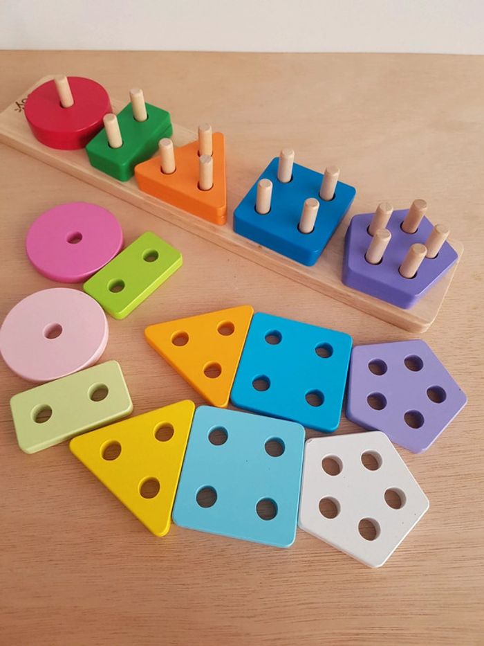 Boby puzzle encastrement bois formes et couleurs - photo numéro 6