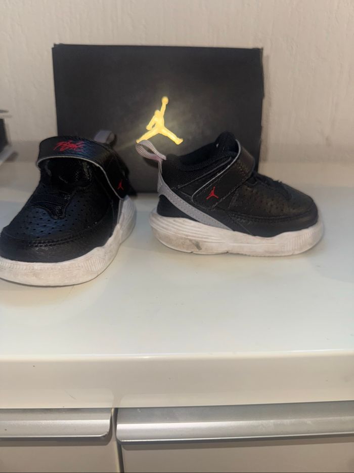Jordan Max Aura 5 bébé - photo numéro 5