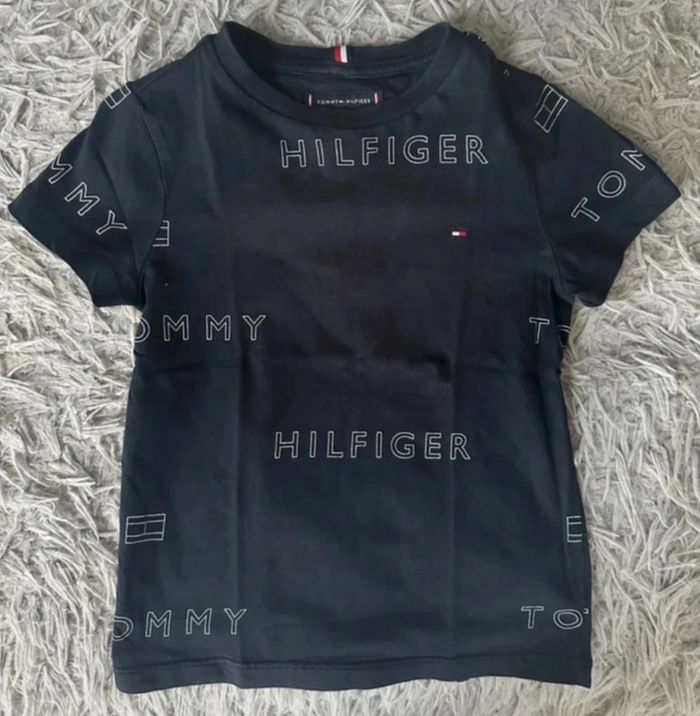 T shirt Tommy Hilfiger 5 ans