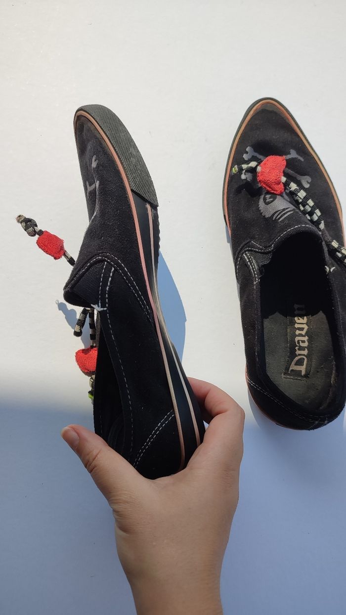 Basket Draven tête de mort T37 - photo numéro 5