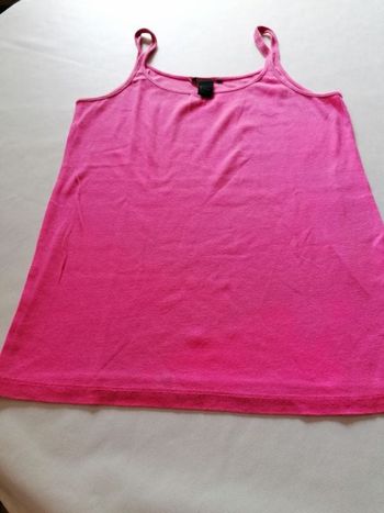 Débardeur tissu agréable rose clair fluo