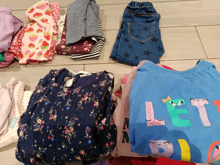 Lot fille 3 ans - photo numéro 2