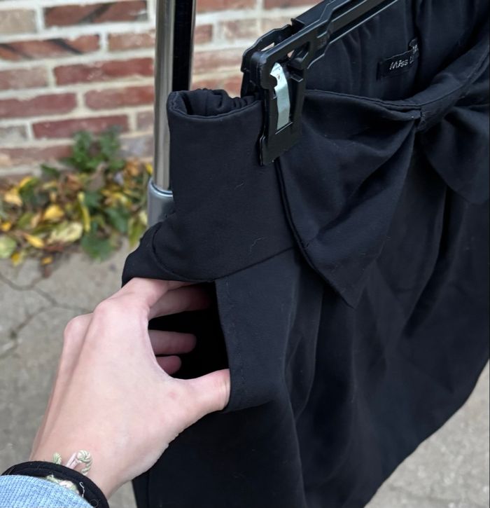 🖤 Jupe noire à nœud taille haute – Miss Loona – Taille unique - photo numéro 2