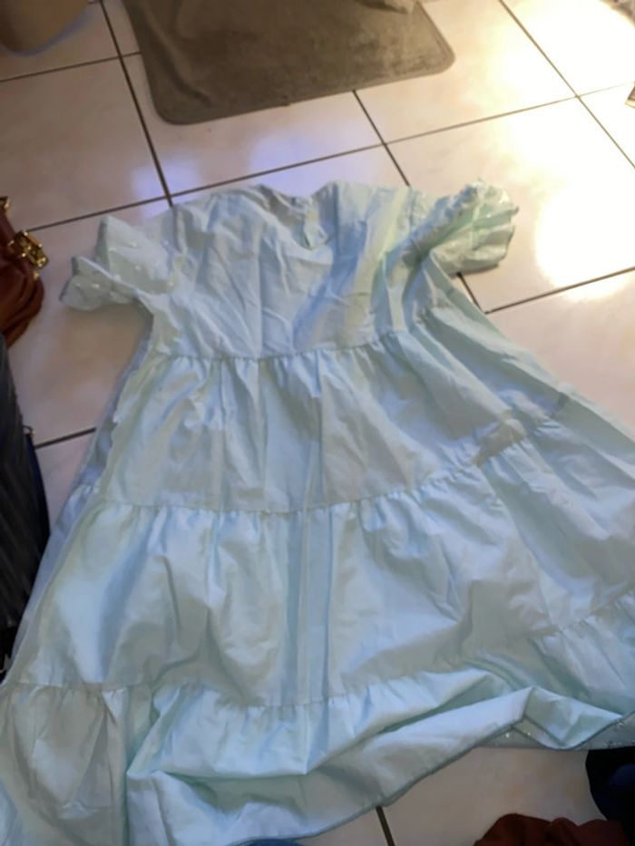 Robe verte, très pâle, Missguided, taille 40 - photo numéro 2
