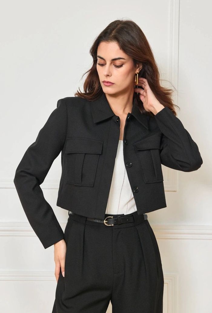 Costume noir élégant 2 pièces
De la marque Mystery Jane paris