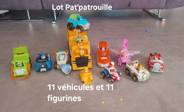 Lot 10 véhicules avec figurines Pat’patrouille, Parfait état - photo numéro 6