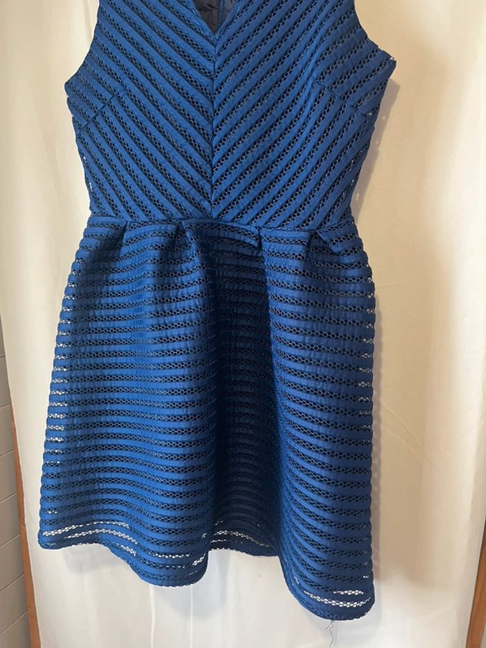 robe de cérémonie - photo numéro 3