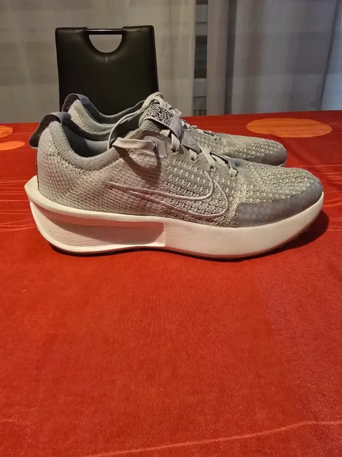Chaussure de sport - photo numéro 3