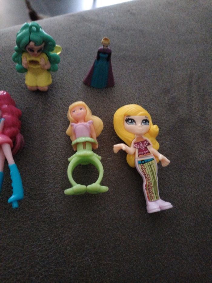 Lot figurines princesse - photo numéro 2