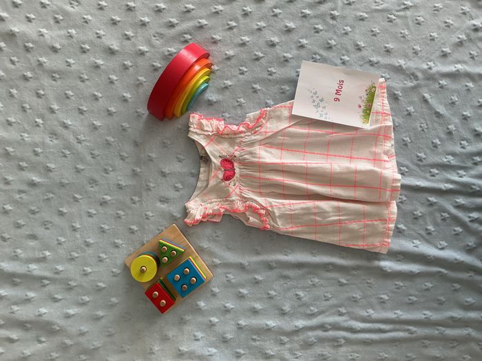 robe sans manches blanc et rose ouverture totale au dos 9 mois orchestra - photo numéro 1