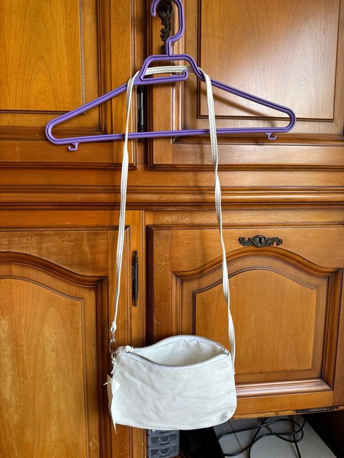 Sac a bandoulière.