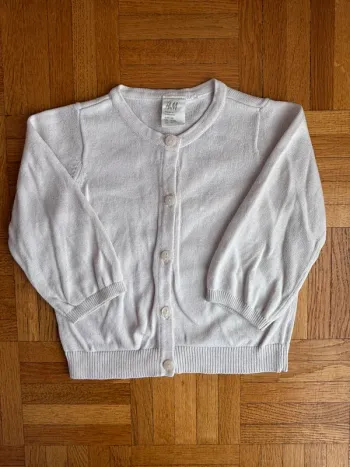 Gilet H&M 4/6 mois très bon état