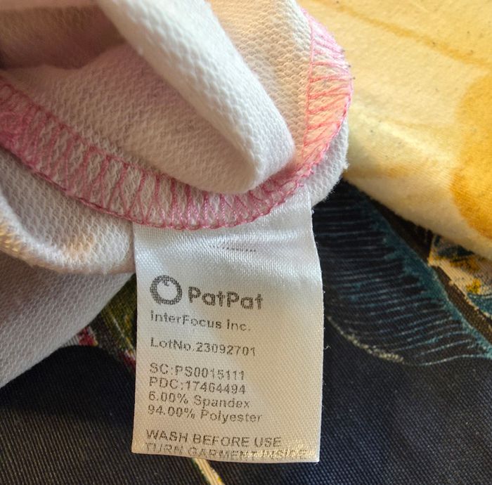 Pull rose bisounours 2 ans - photo numéro 4