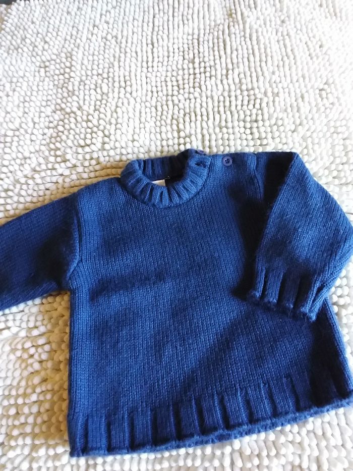 2 pantalons et 2 hauts pour bébé garçon en taille 6 mois - photo numéro 9