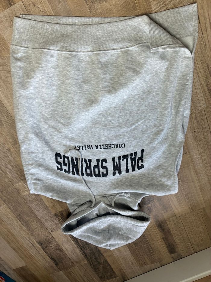 Pull sans manche gris