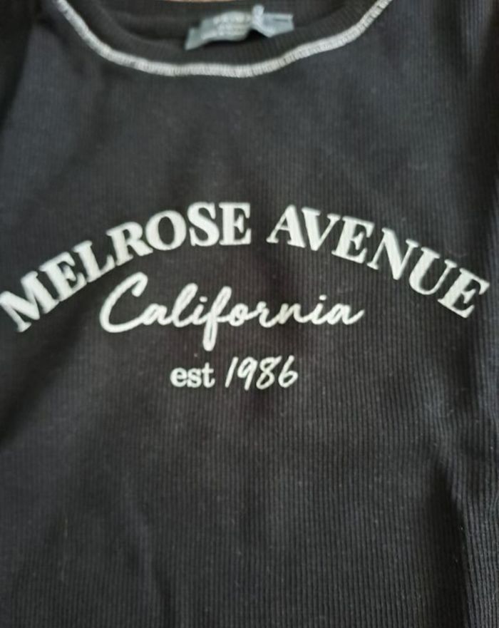 Tee-shirt crop top Primark - photo numéro 2