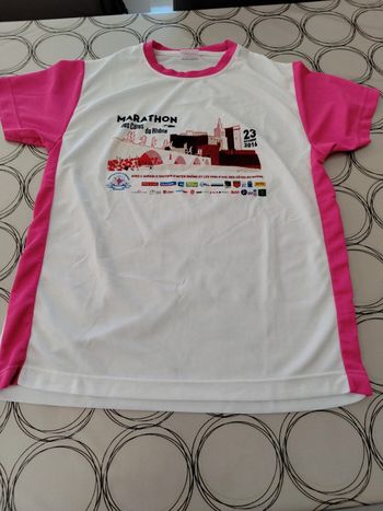 Tee shirt running Marathon taille M neuf