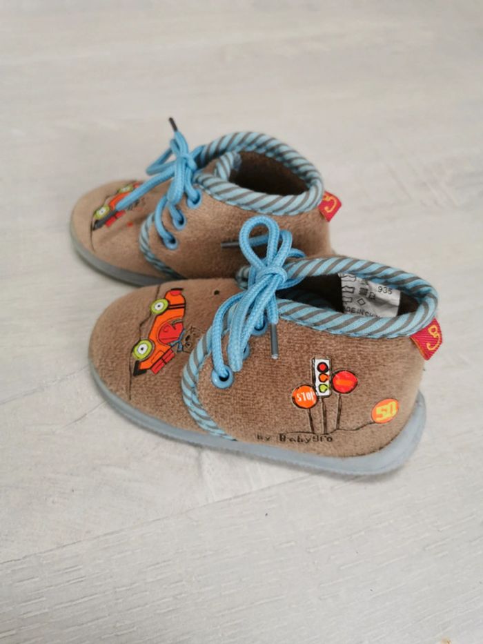 Chaussons Pointure 20 - photo numéro 2