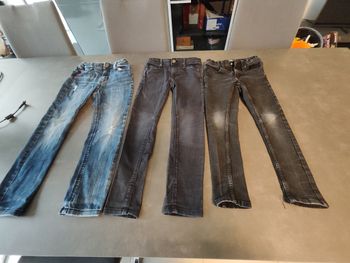 Lot 3 pantalons garçon 7 ans – Tape à l’œil & Kiabi