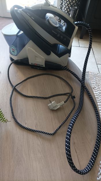 Astoria Clic n steam circuit électrique RC2500A fer repasser TBE