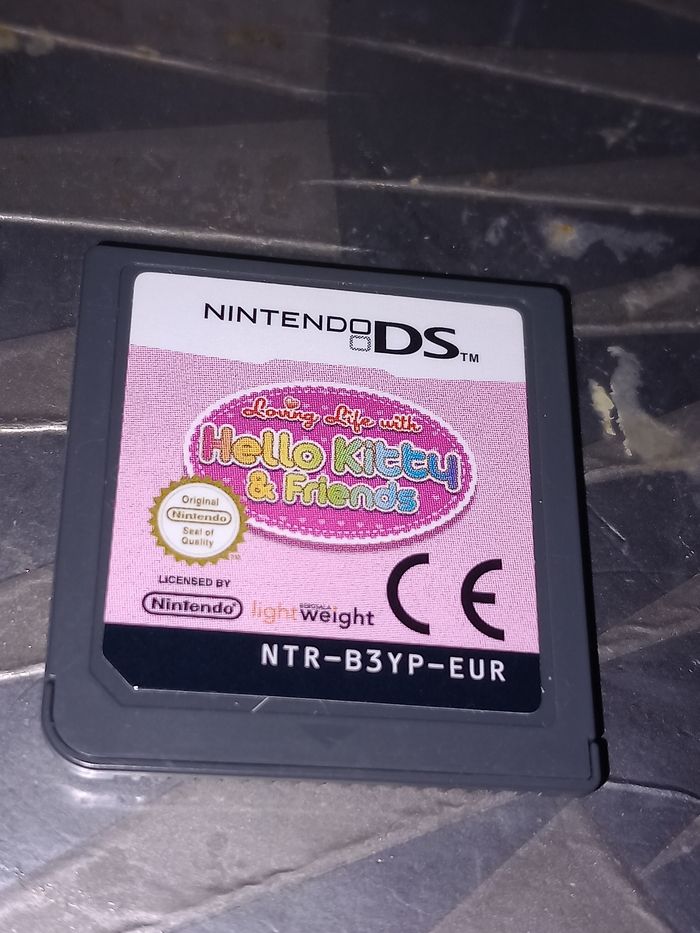 Hello kitty Nintendo ds