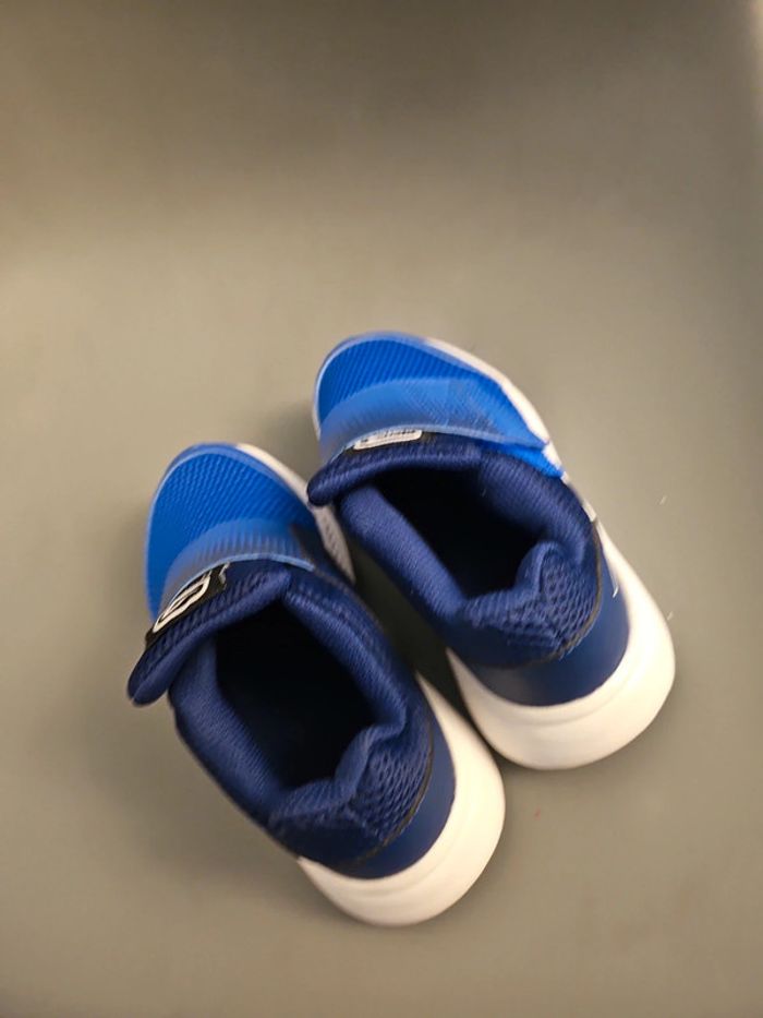 Baskets très légère - photo numéro 3