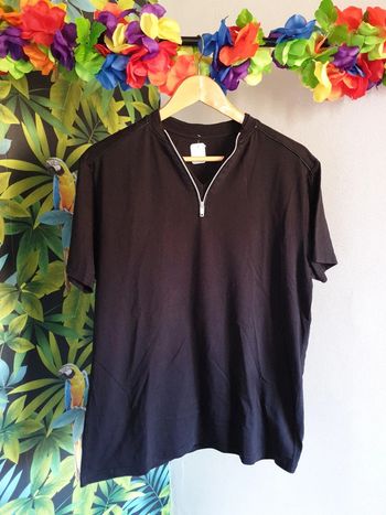 Tee-shirt col fermeture