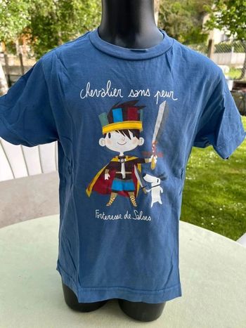 T shirt chevalier taille 6 ans