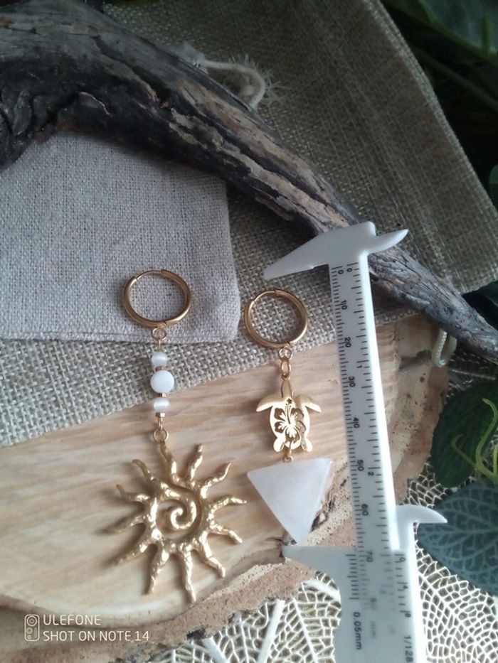 Boucles d'oreilles bohèmes asymétriques pierres semi précieuses - photo numéro 2