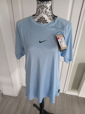 Tee shirt homme  dri - fit taille L