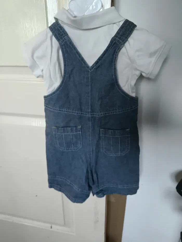 Tenue 9 mois - photo numéro 2