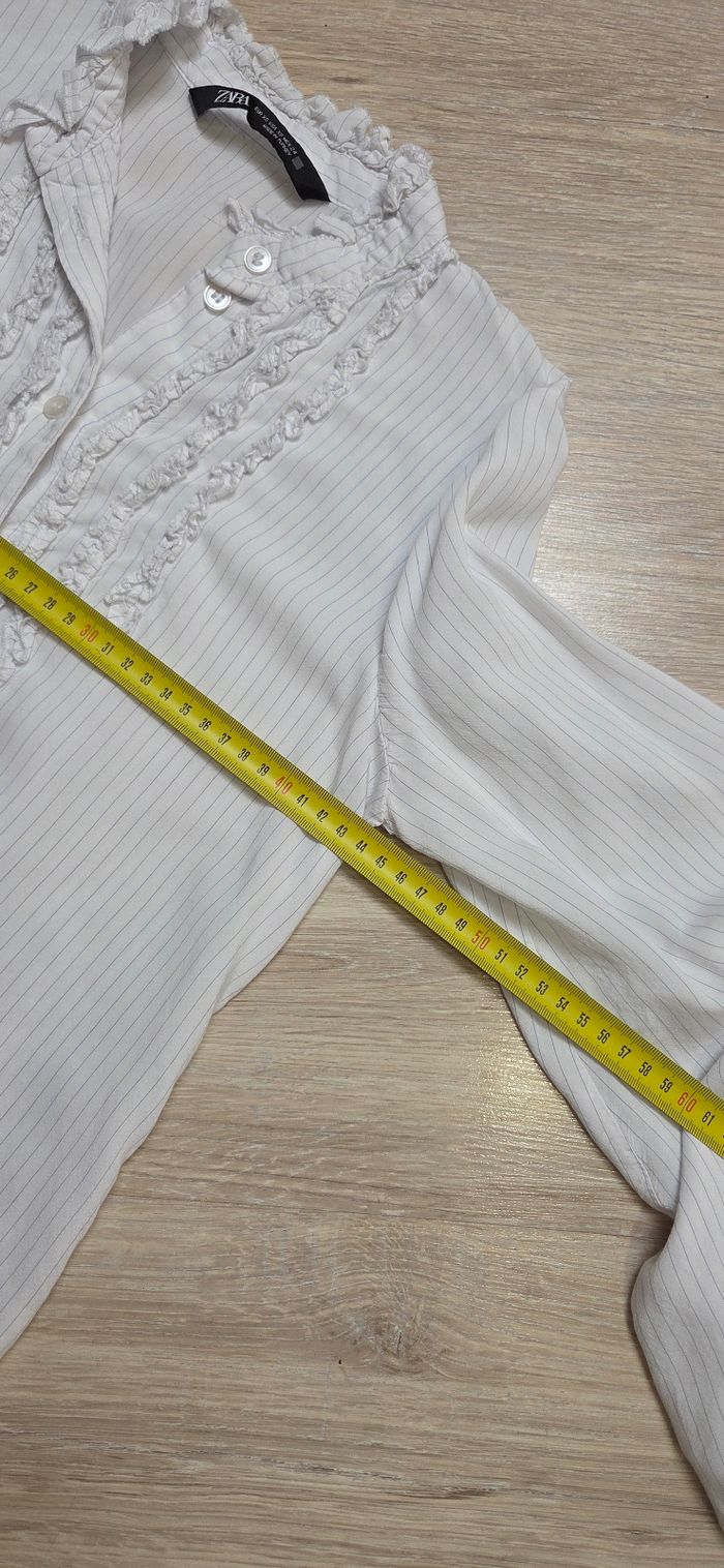 Chemisier Zara taille XS blanc à rayures en très bon état - photo numéro 7
